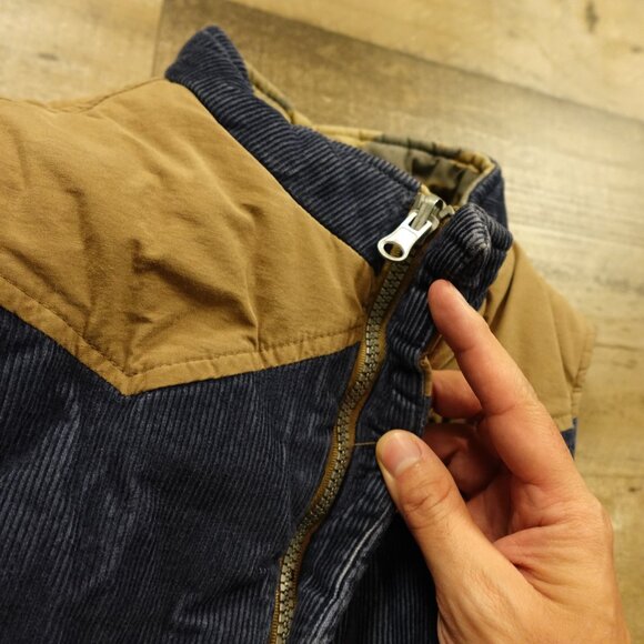 OshKosh Reversible Corduroy Puffer Vest Kids Size 7 Blue/Tan & Camo Outdoor - Picture 3 of 10